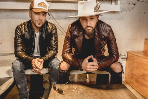 LOCASH-sm-600x400